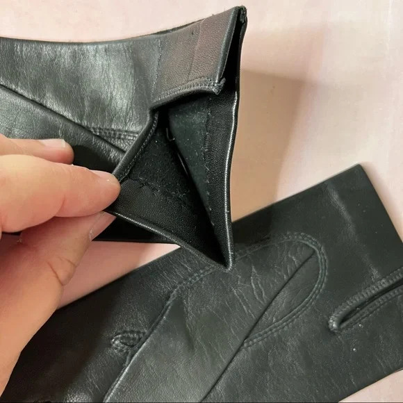 Vintage Handmade Embroidered Floral Leather Gloves - Picture 7 of 7